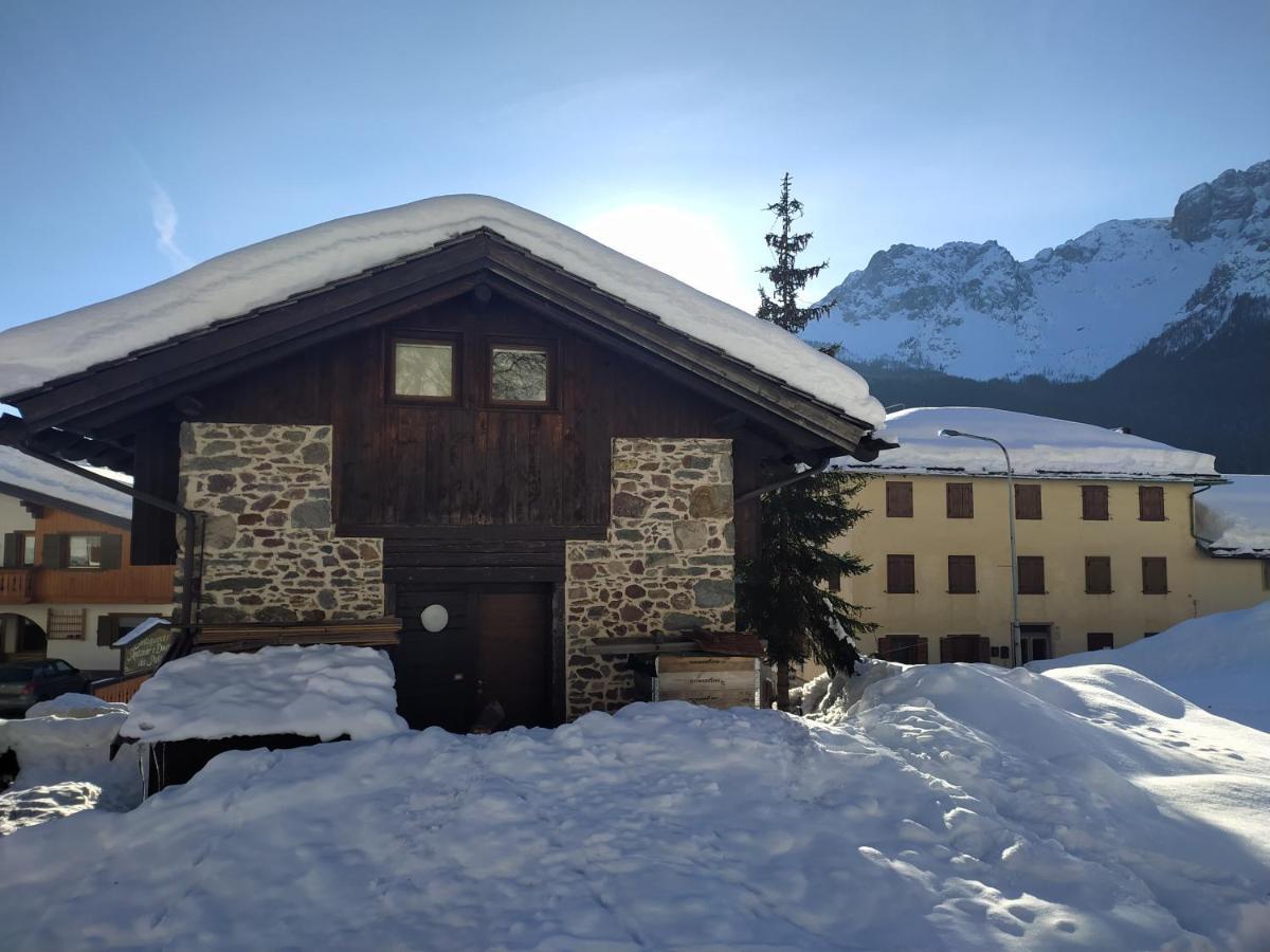 Vila Tabie Dli Cuuntini Dosoledo Exteriér fotografie
